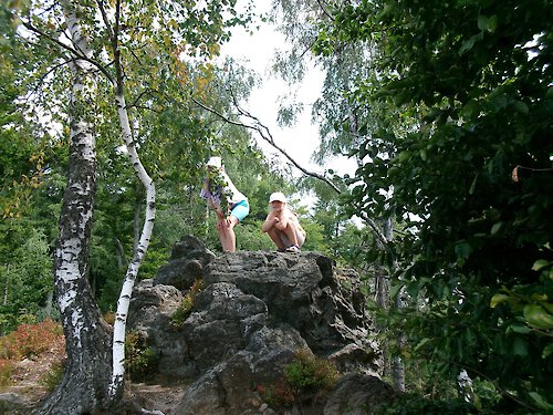 Felsen entlang des EichelhÃ¤her-Rundwegs im Bayerischen Wald